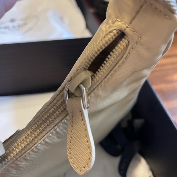 Prada reedition 2000 mini bag - Picture 4 of 5